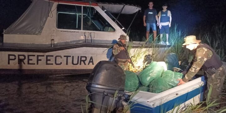 Prefectura secuestró más de 320 kilos de cogollos de marihuana en Corrientes