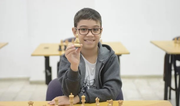 El maestro internacional más joven de ajedrez es argentino
