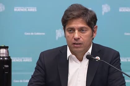 El gobierno de Kicillof desafía la resolución de Caputo sobre las tasas municipales en facturas de servicios