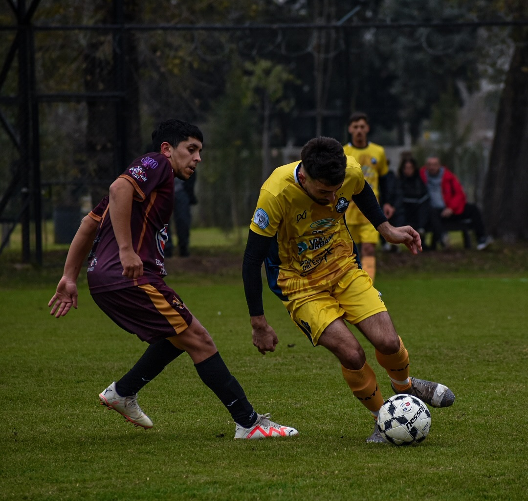 Remontada épica y punta para La Fraternidad