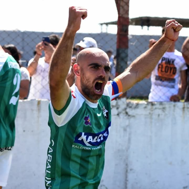 Nahuel Sica cumplió 200 partidos defendiendo la camiseta de Armenio