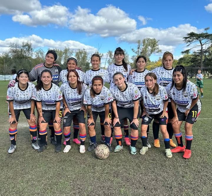Las chicas de Armenio vencieron a SOMRA antes del debut oficial