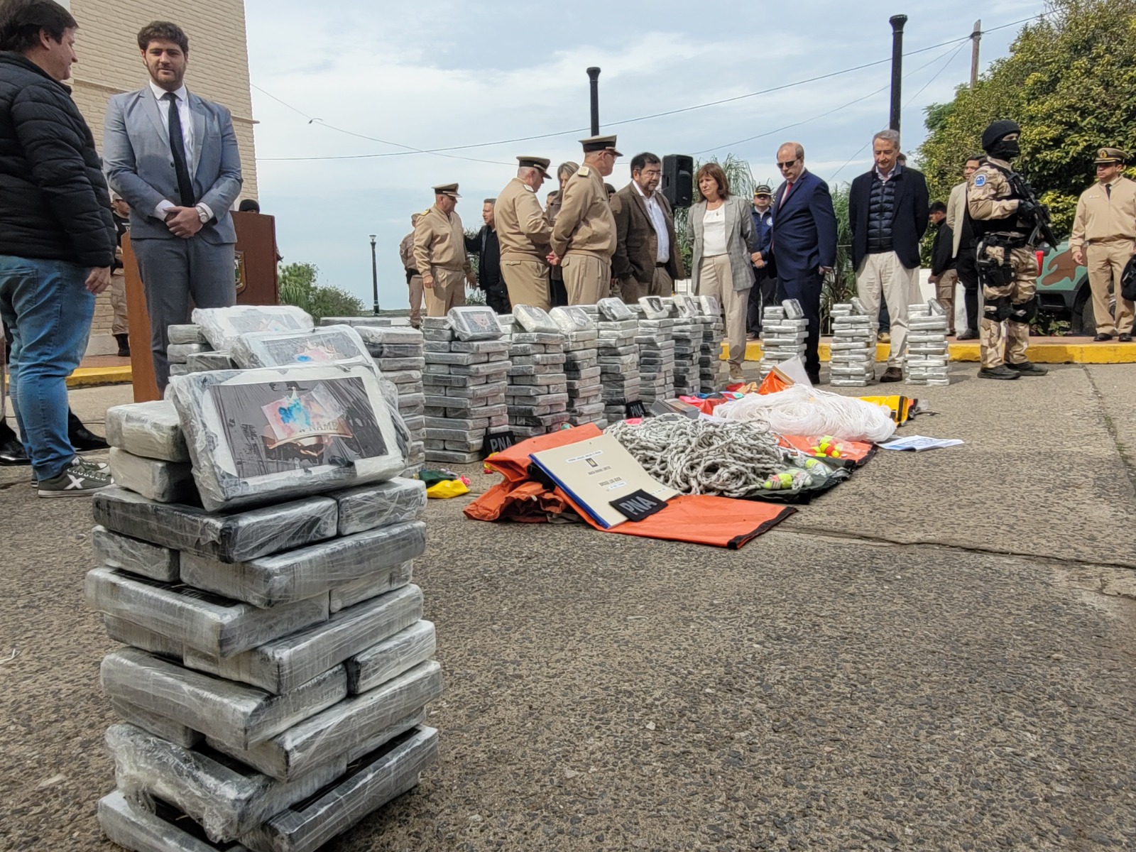 Histórico operativo en el Puerto de San Lorenzo: incautan casi media tonelada de cocaína de máxima pureza