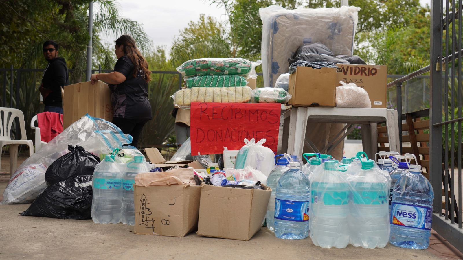La Municipalidad de Escobar recibe donaciones para las personas afectadas por el temporal