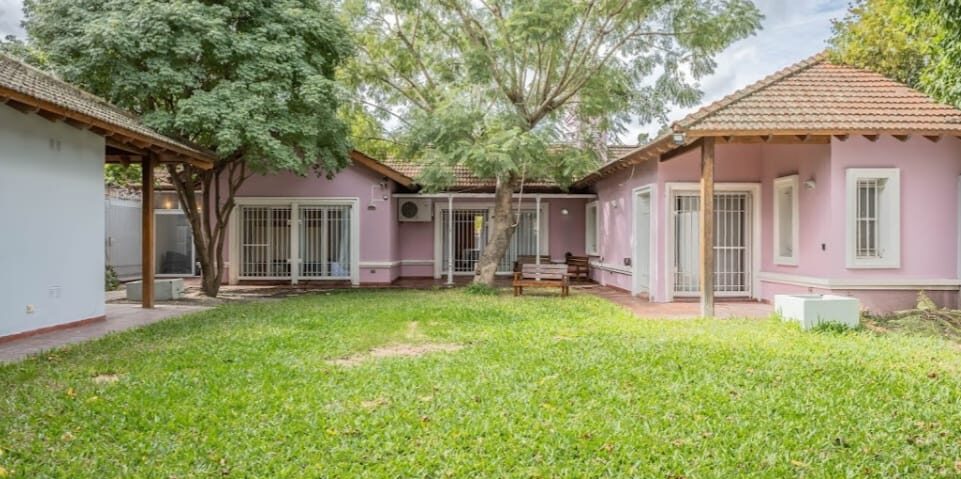 Pinos Puente: una residencia modelo para adultos mayores en el corazón de Ingeniero Maschwitz