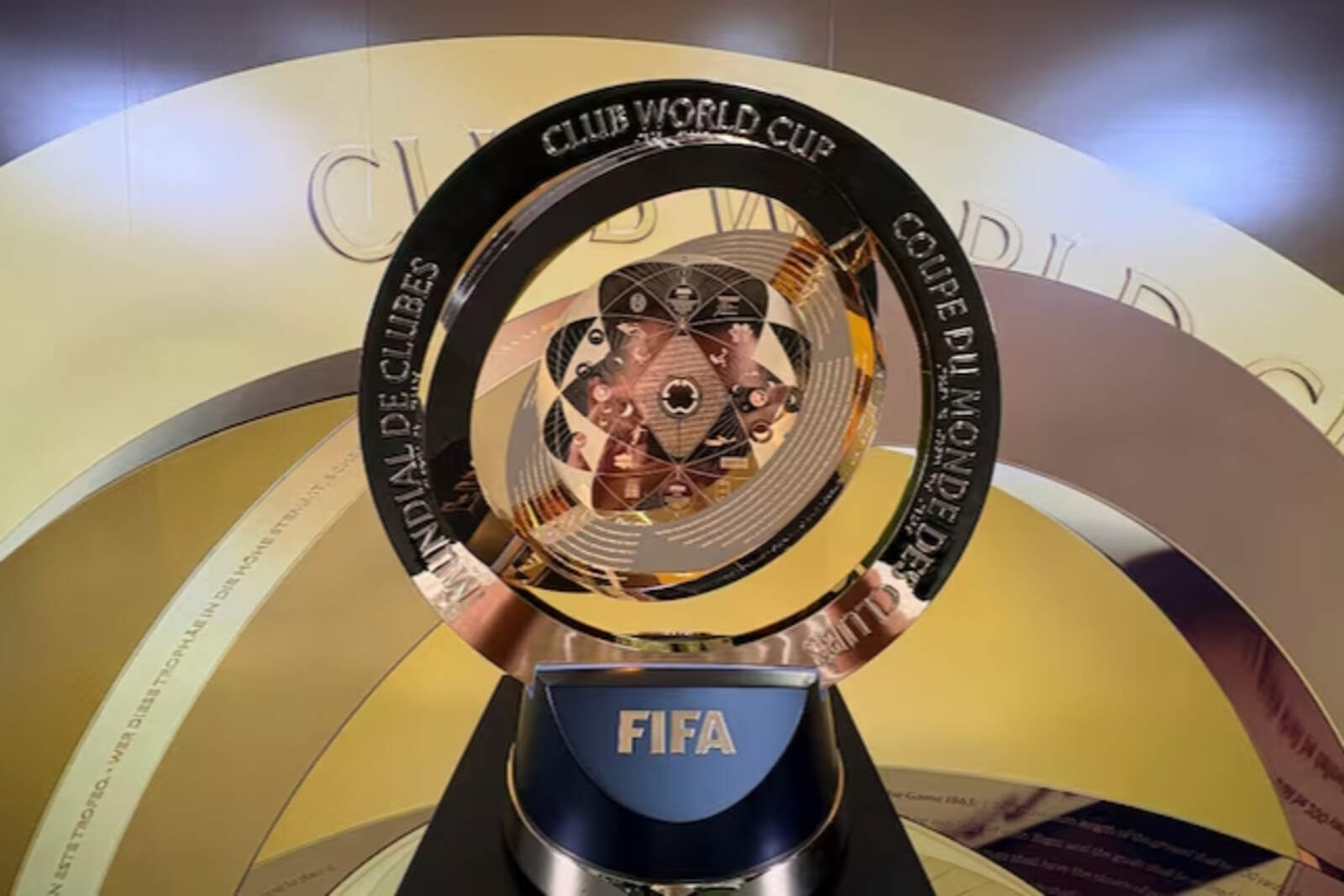 Un triángulo de mil millones: los acuerdos detrás del Mundial de Clubes