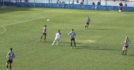 Armenio se trajo un punto en su visita a Burzaco