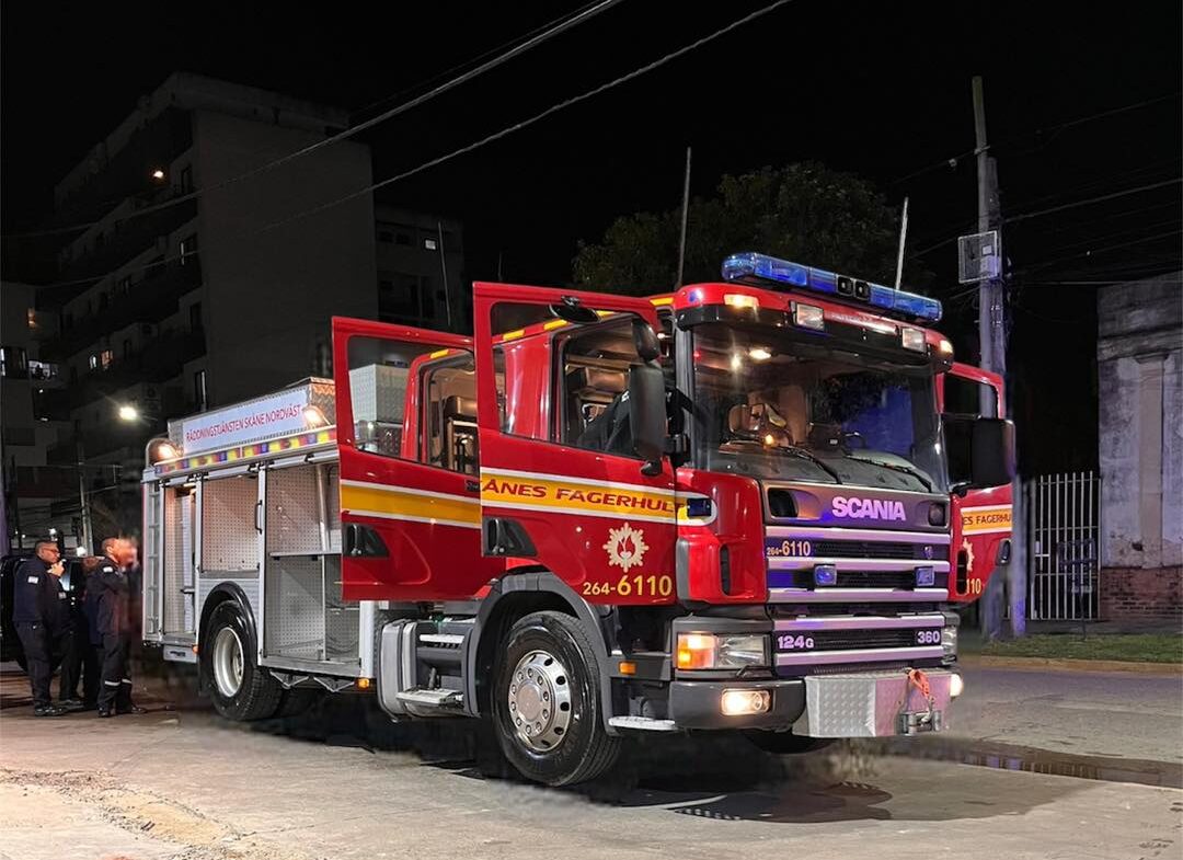 Los Bomberos Voluntarios de Escobar sumaron un nuevo camión Scania a su flota