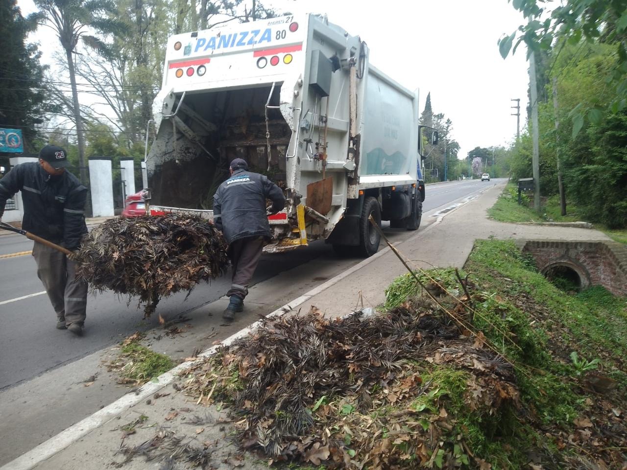Tras el alerta meteorológico, el Municipio refuerza tareas de limpieza en todo el partido de Escobar