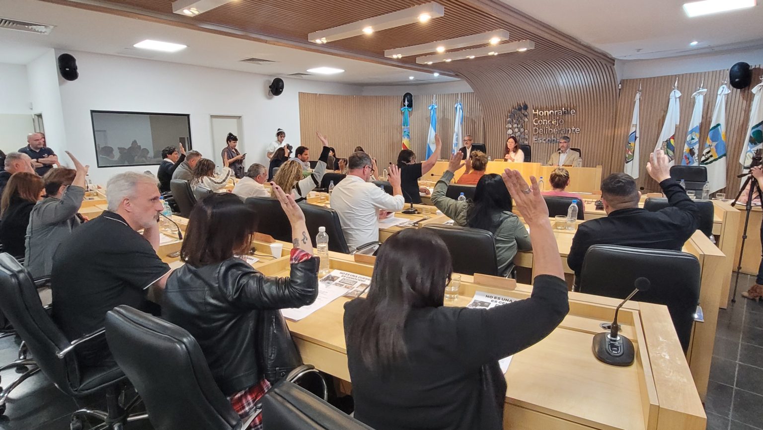 Se creo el “Día del periodista y comunicador social escobarense”