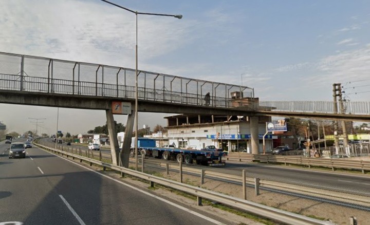 Intentó quitarse la vida en plena Panamericana, pero un camionero logró evitar la tragedia