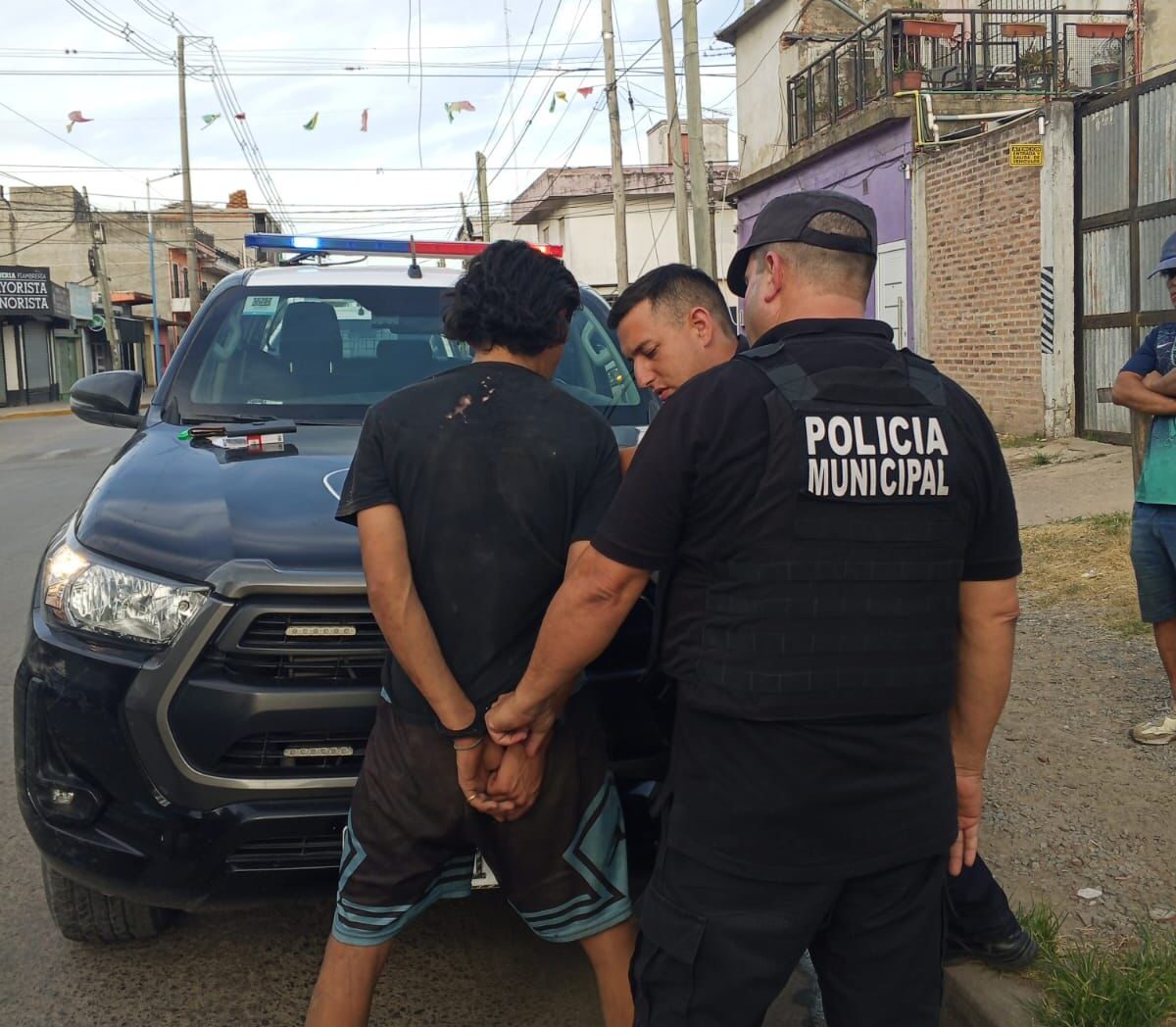 Robó un comercio pero lo atraparon a los pocos minutos