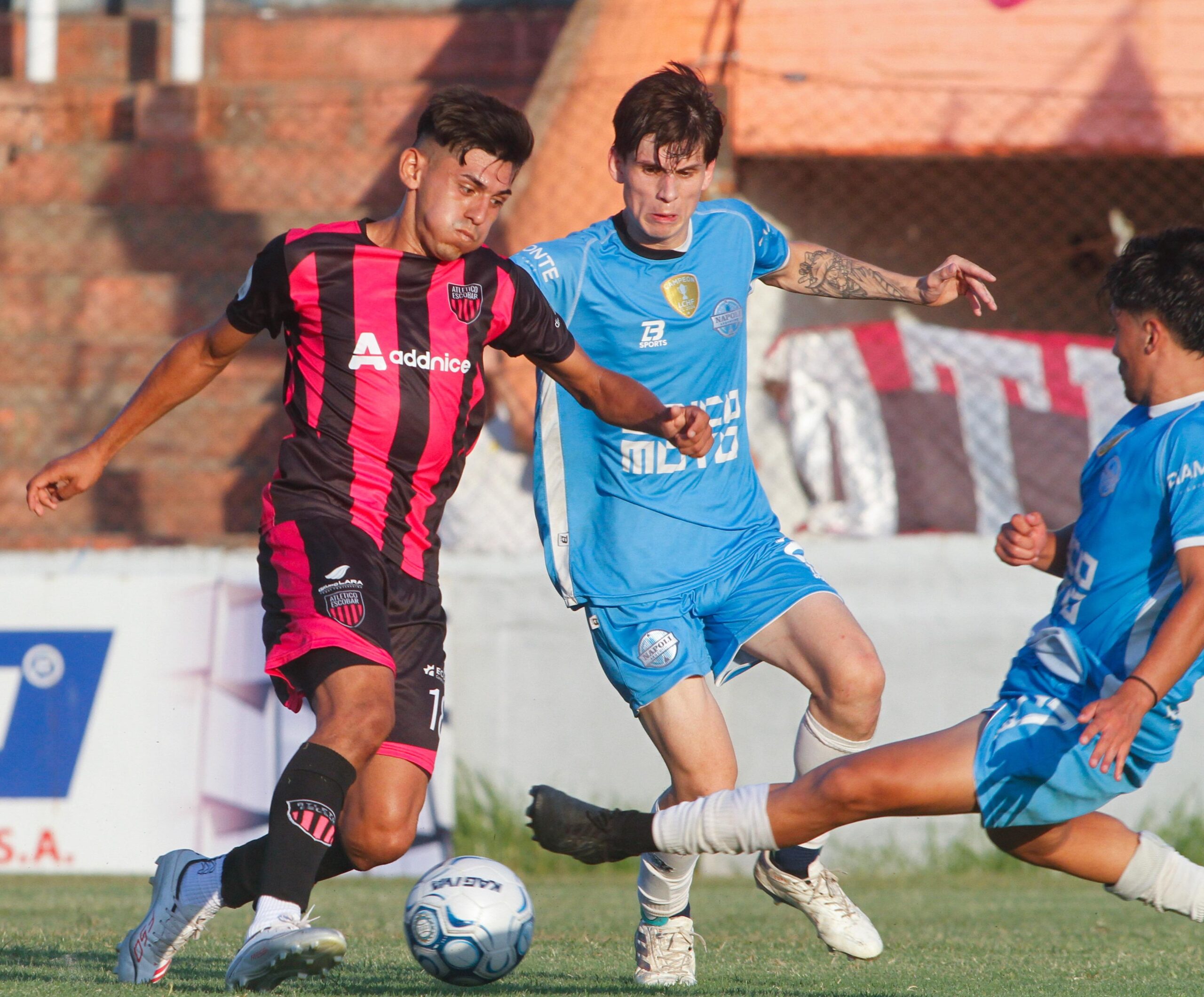 Atlético Escobar volvió a ganar y está en semifinales