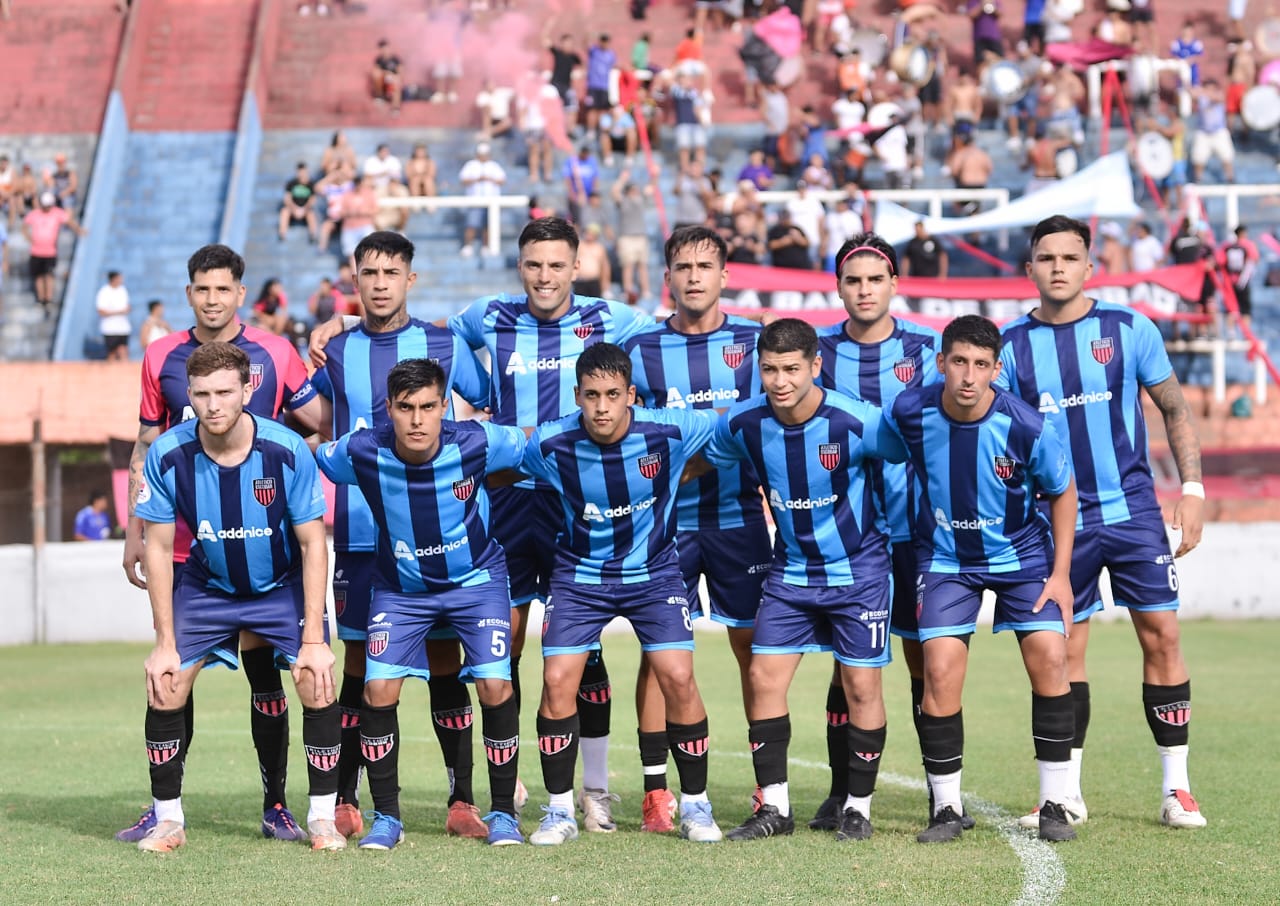 Este domingo Atlético Escobar juega la primera final contra Colón en Chivilcoy