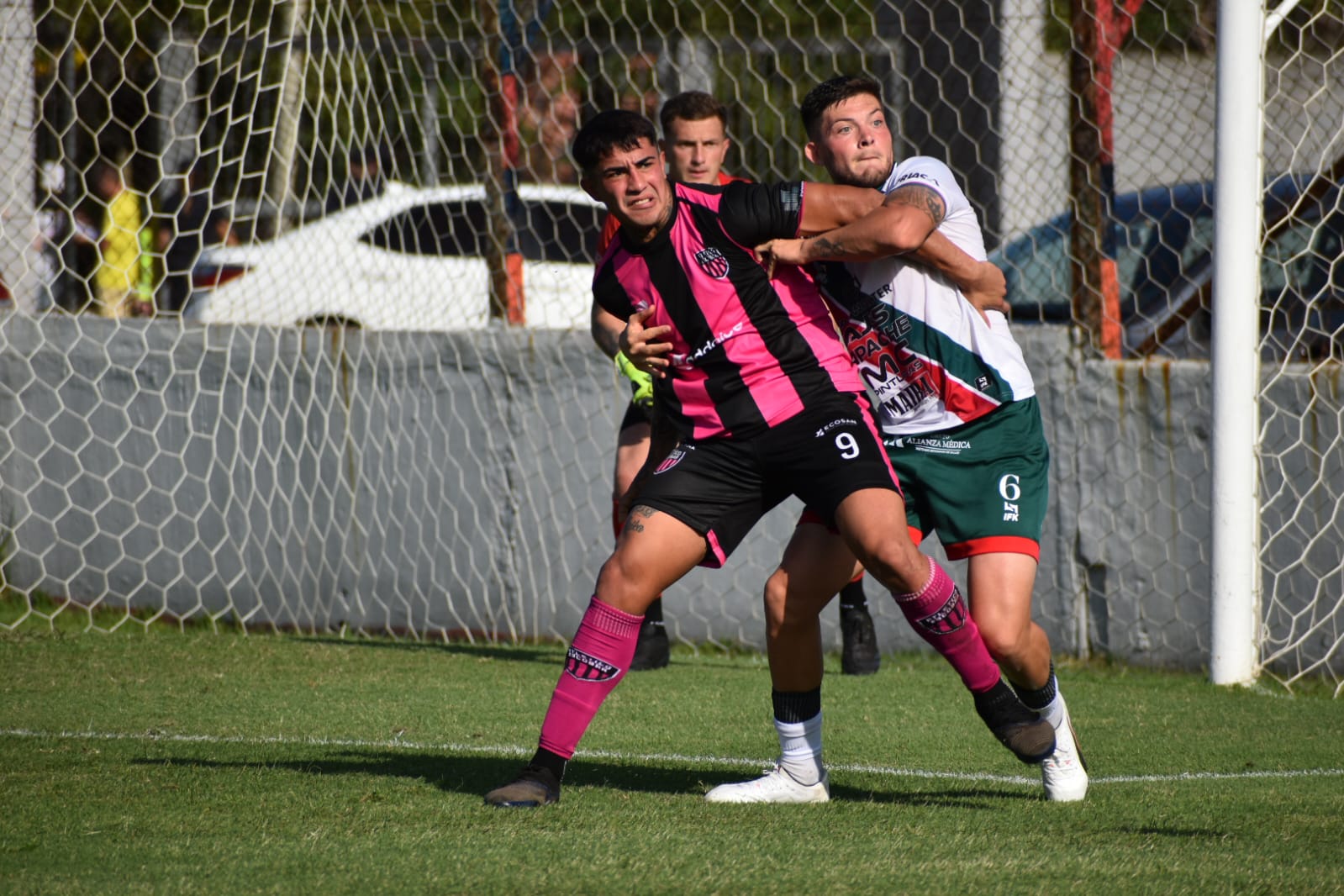 Atlético Escobar logró su primer punto en el Federal tras empatar contra Sportivo Las Parejas