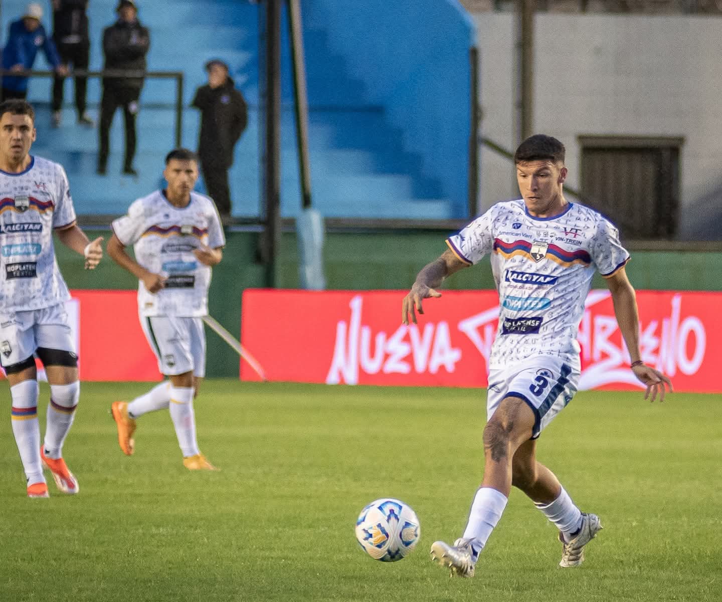 Armenio busca una nueva victoria visitando al duro Real Pilar