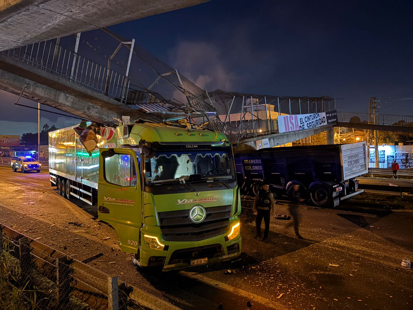 Corte total en Panamericana en ambas manos por la caída de una pasarela