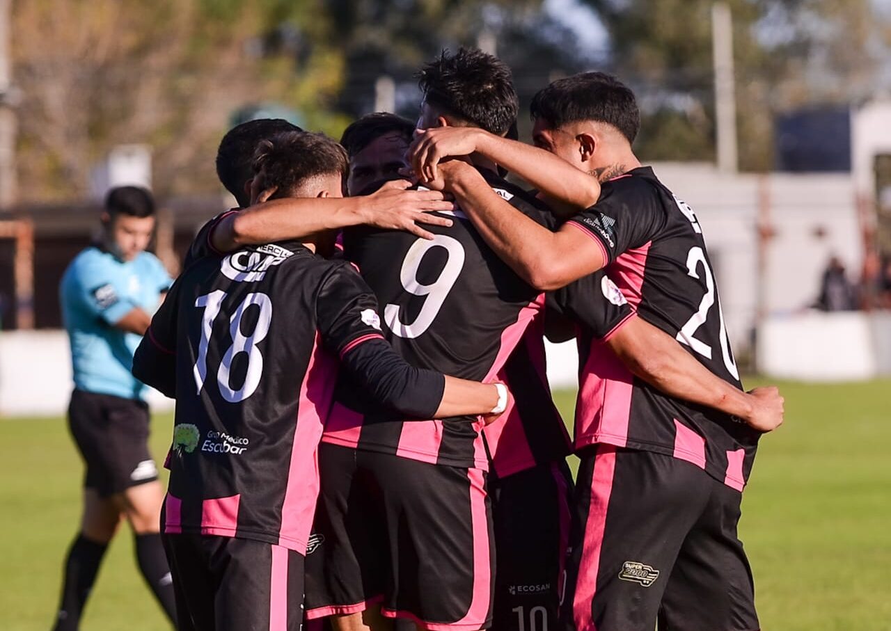Primera victoria como local para Atlético Escobar en el Federal A