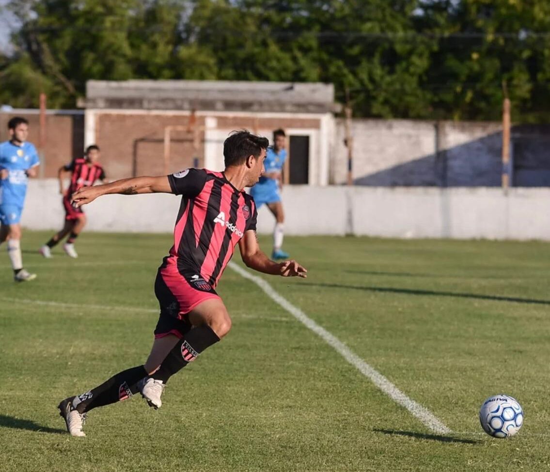 Atlético Escobar mete mano en el plantel tras un flojo presente en el Federal A