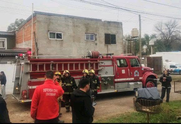 Rápida intervención evitó que un incendio provocara pérdidas totales en una vivienda