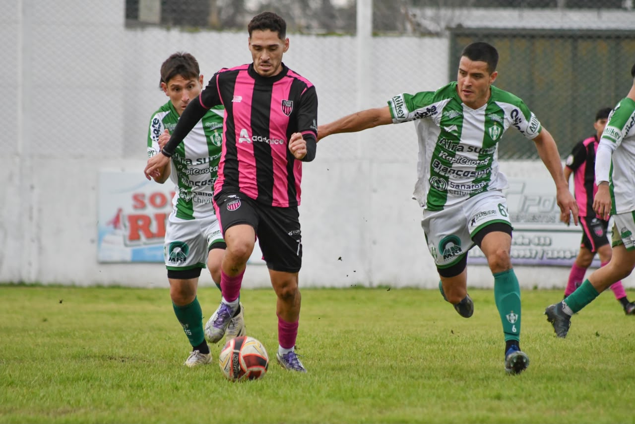 Atlético Escobar perdió 2 a 0 en su visita a Chivilcoy