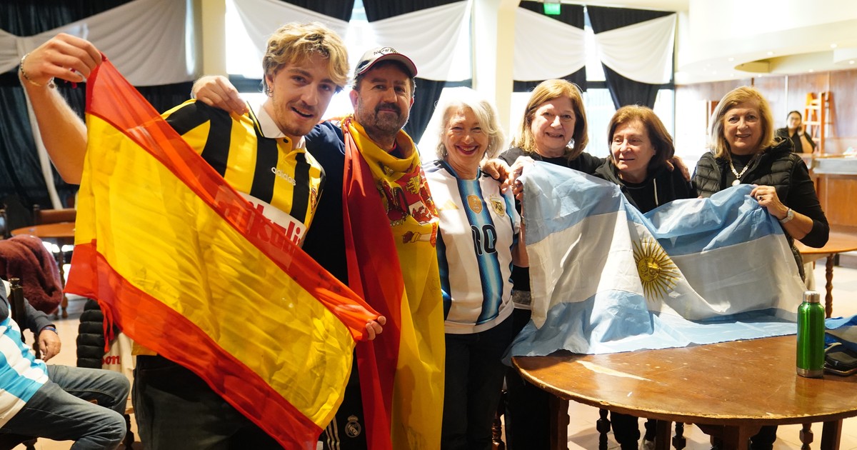 Llegó de España hace 40 años y festejó entre argentinos la victoria de su Selección en el Centro Asturiano de Vicente López
