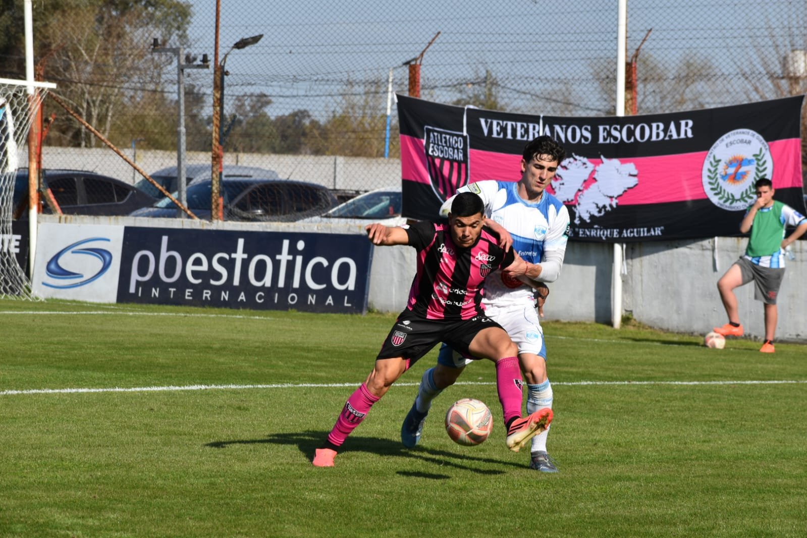Atlético Escobar perdió contra Gimnasia (CdU) y aún busca el punto que garantice su permanencia en el Federal A