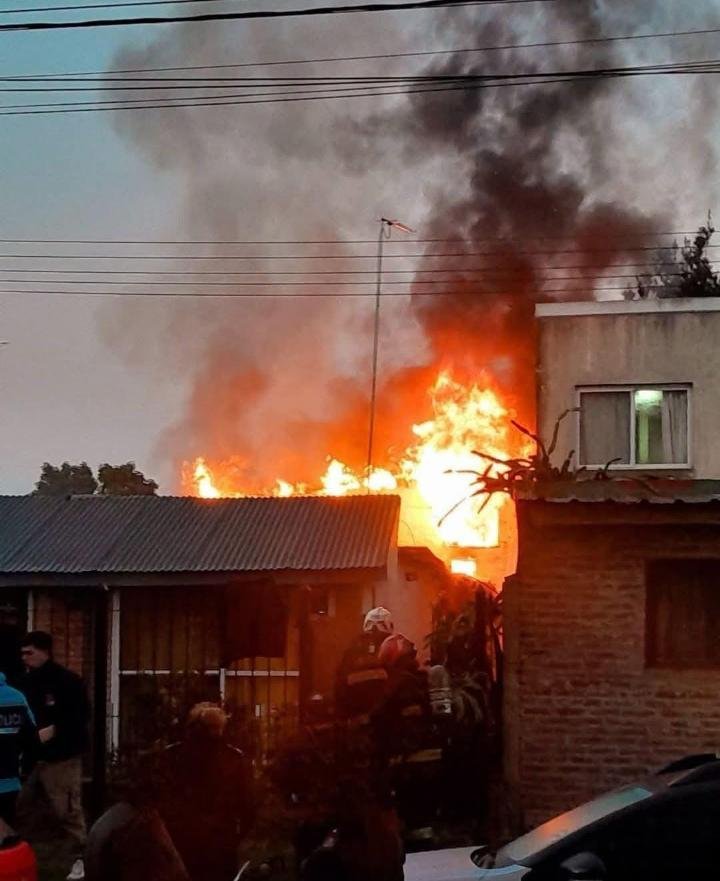 Incendio en Escobar: piden ayuda para la familia que perdió todo