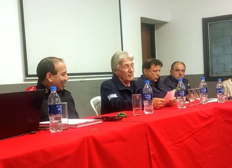 Cambio de autoridades en Bomberos Voluntarios de Escobar: César Carboni asumió como presidente